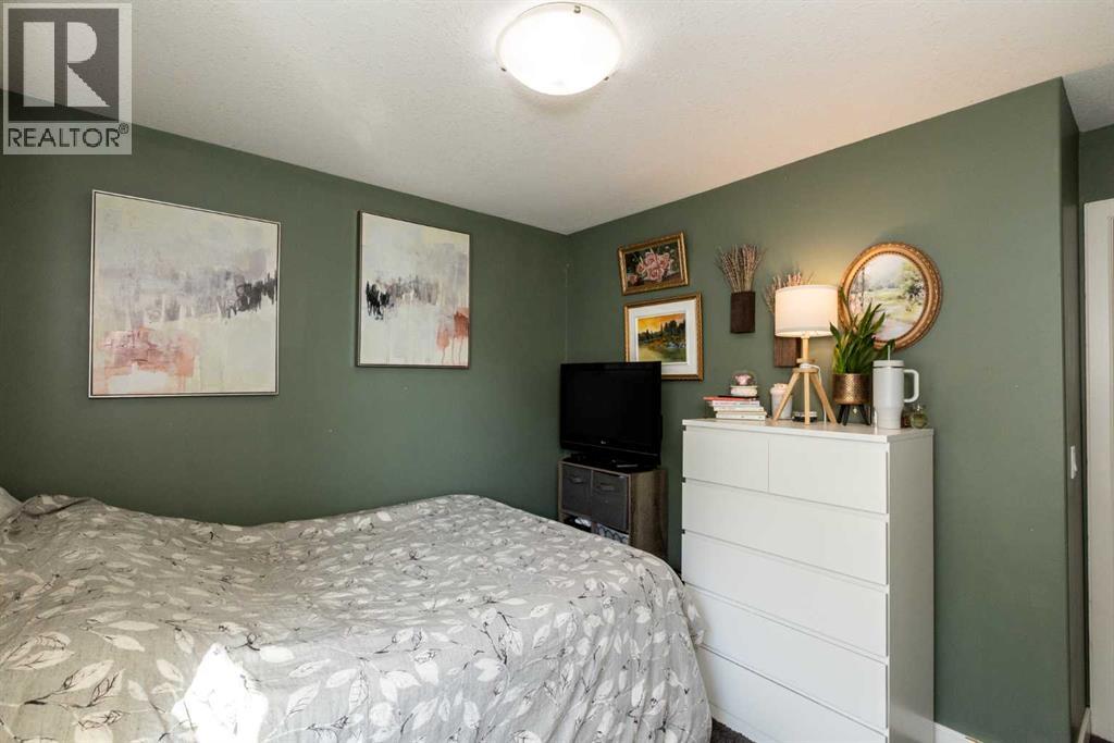 5224 48 Streetclose, Innisfail, Alberta  T4G 0B9 - Photo 22 - A2258139