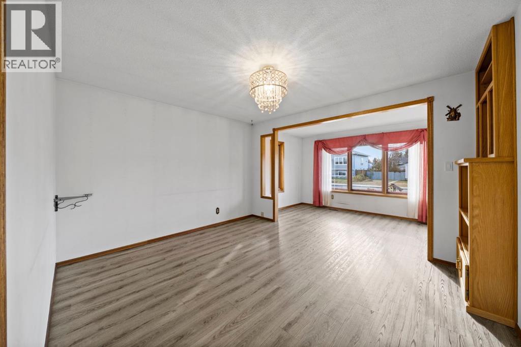 3714 45 Street, Red Deer, Alberta  T4N 1J4 - Photo 10 - A2268150