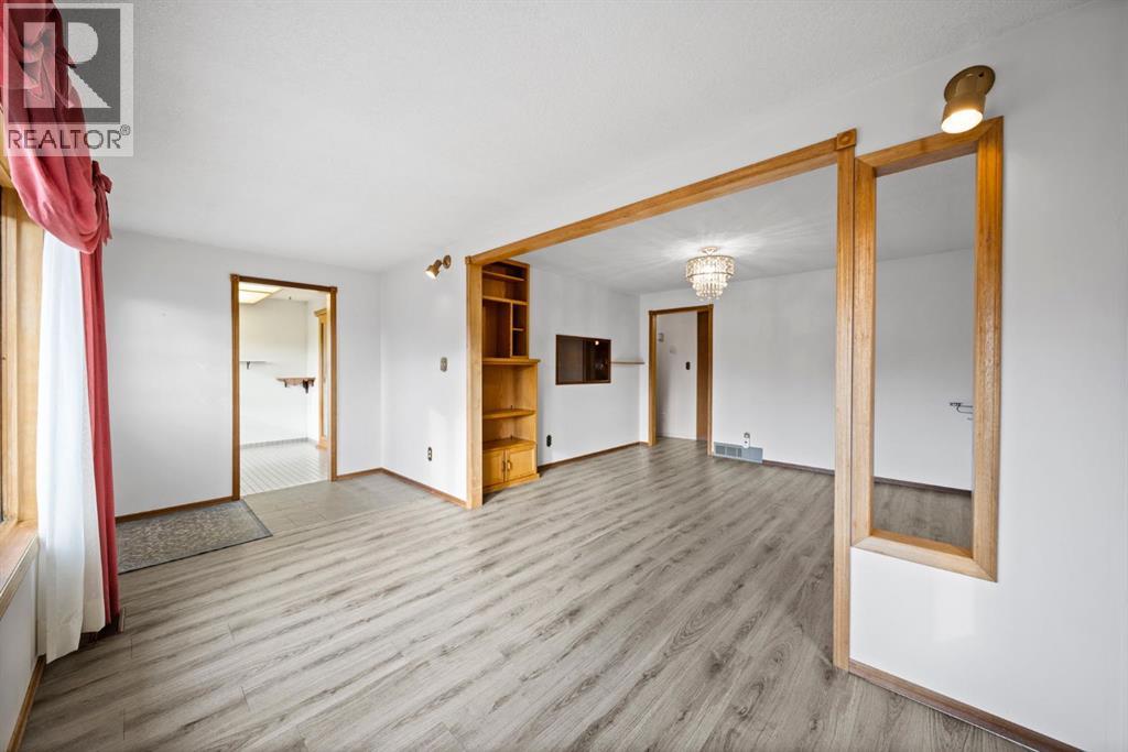 3714 45 Street, Red Deer, Alberta  T4N 1J4 - Photo 9 - A2268150