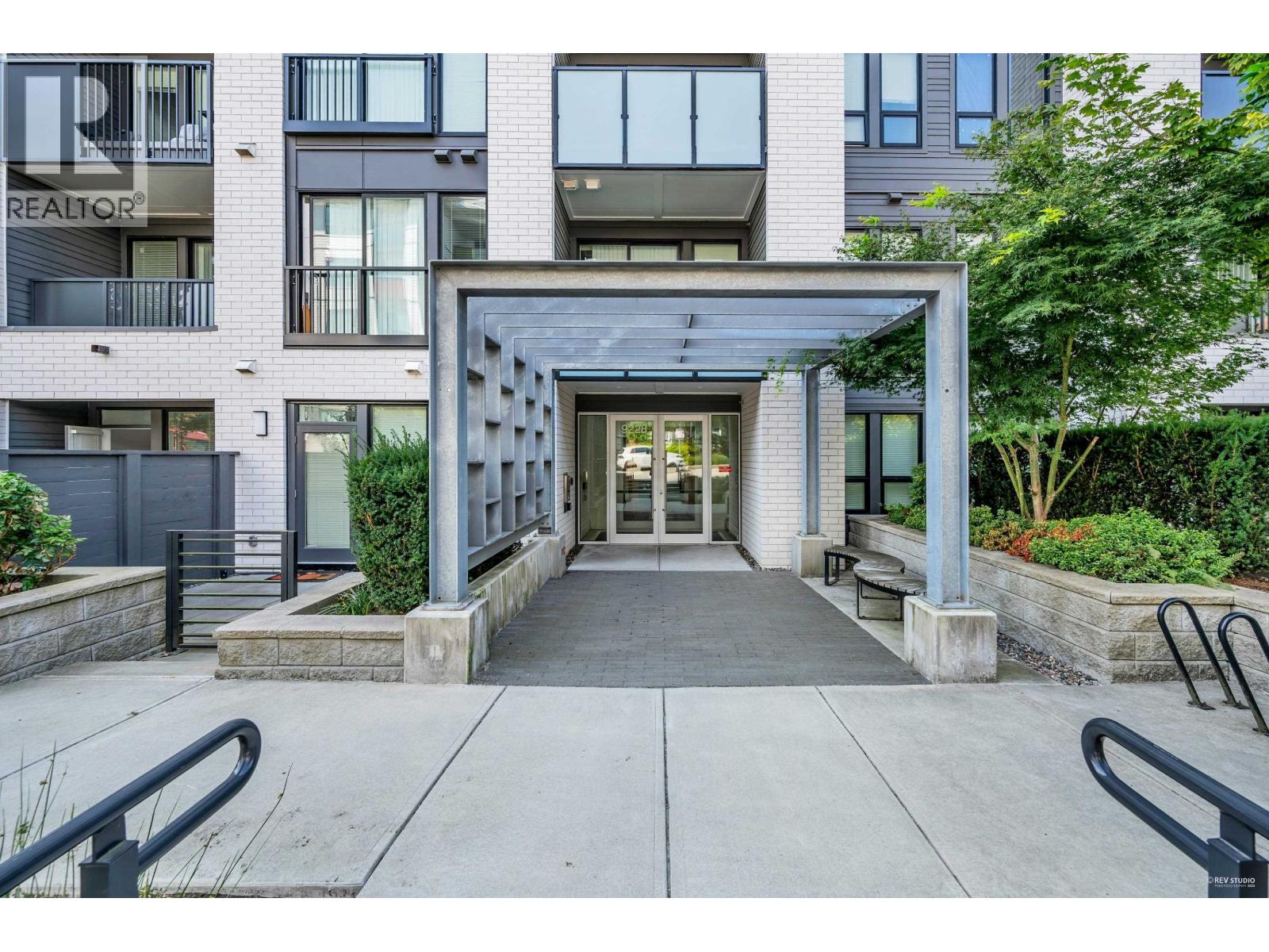 402 9228 Slopes Mews, Burnaby, British Columbia  V5A 0E9 - Photo 2 - R3065318