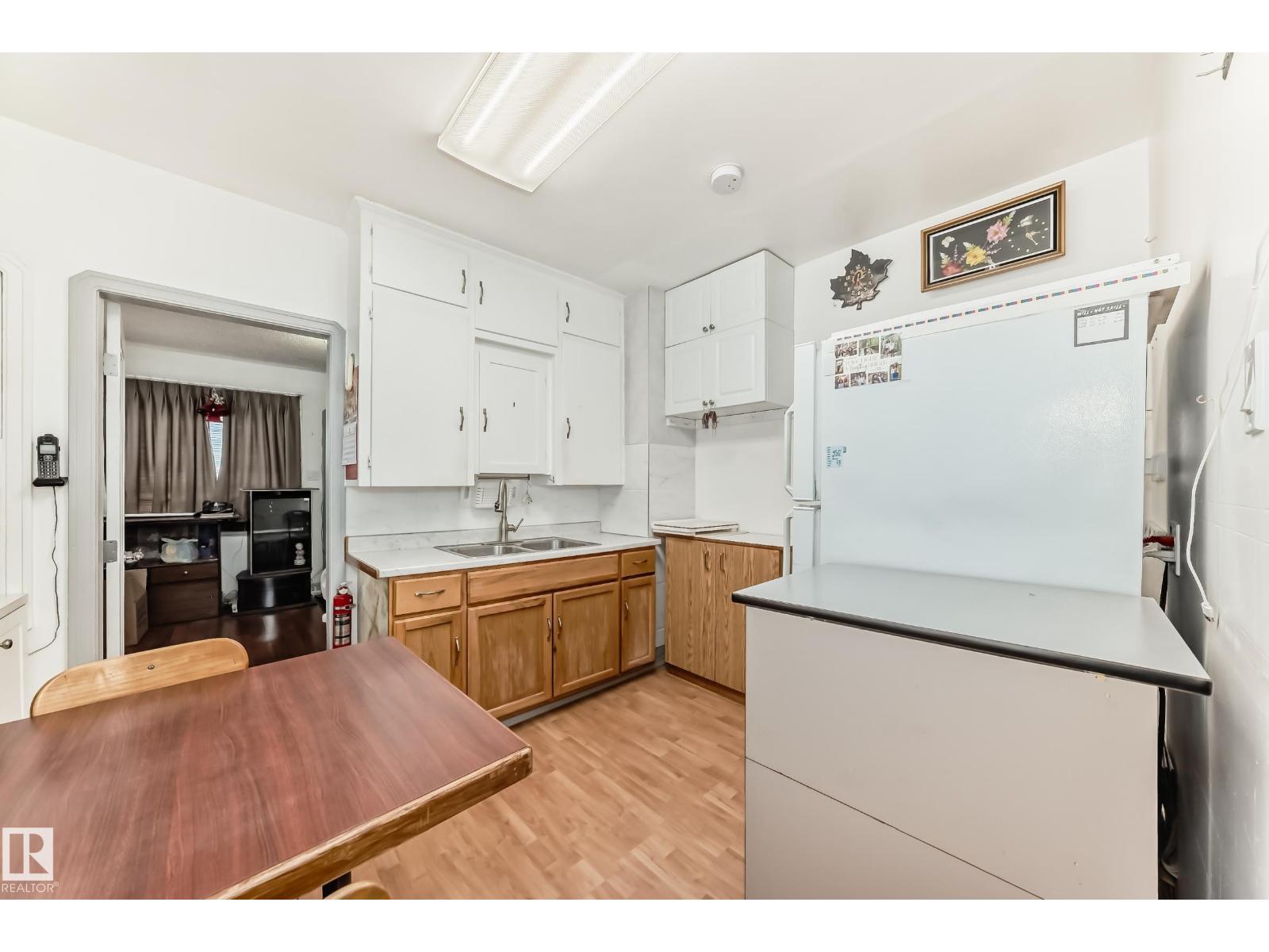 10931 98 St Nw, Edmonton, Alberta  T5H 2P7 - Photo 13 - E4464858