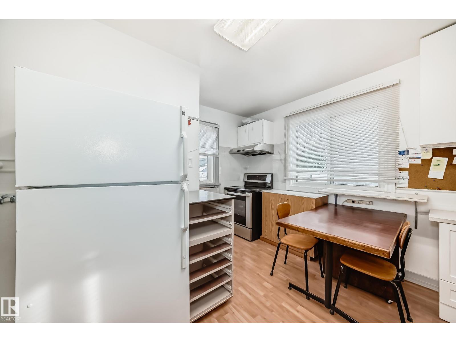 10931 98 St Nw, Edmonton, Alberta  T5H 2P7 - Photo 14 - E4464858