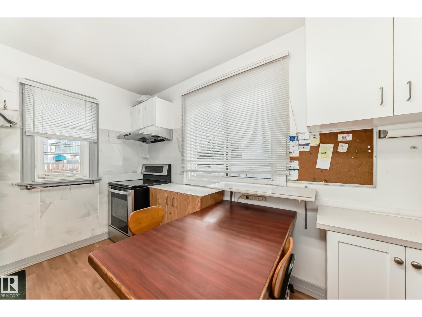 10931 98 St Nw, Edmonton, Alberta  T5H 2P7 - Photo 15 - E4464858