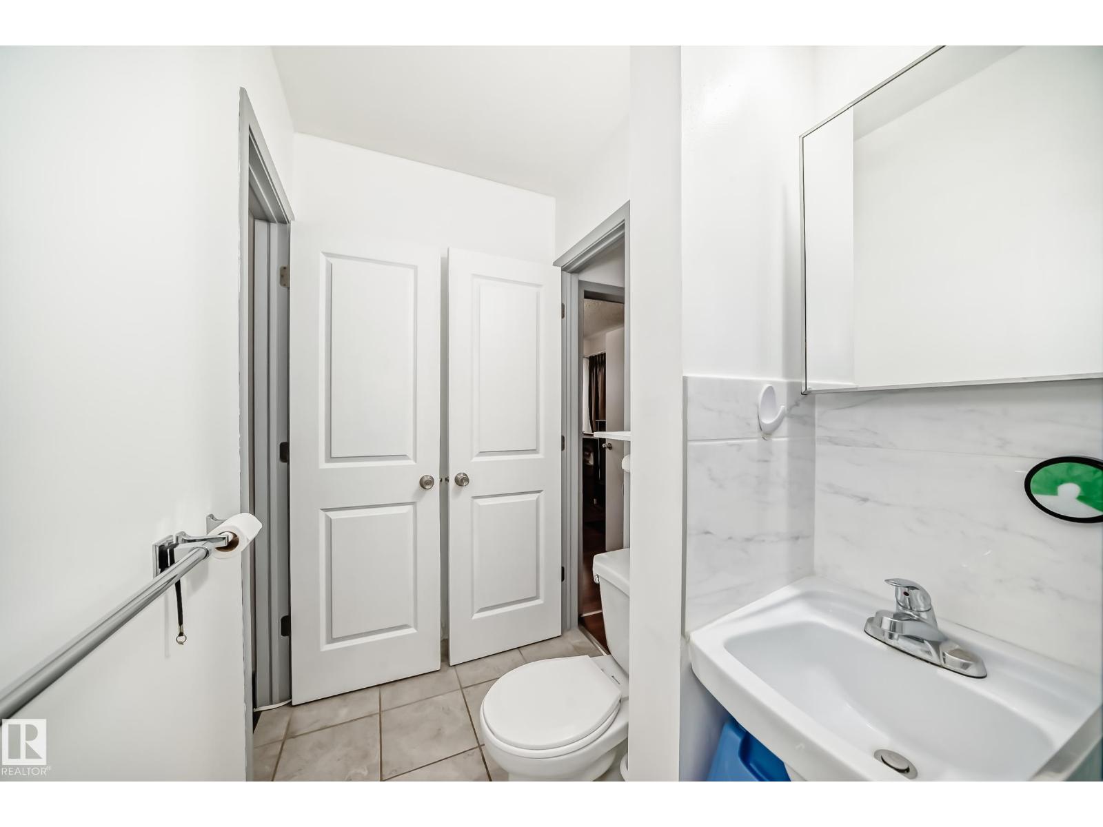 10931 98 St Nw, Edmonton, Alberta  T5H 2P7 - Photo 23 - E4464858