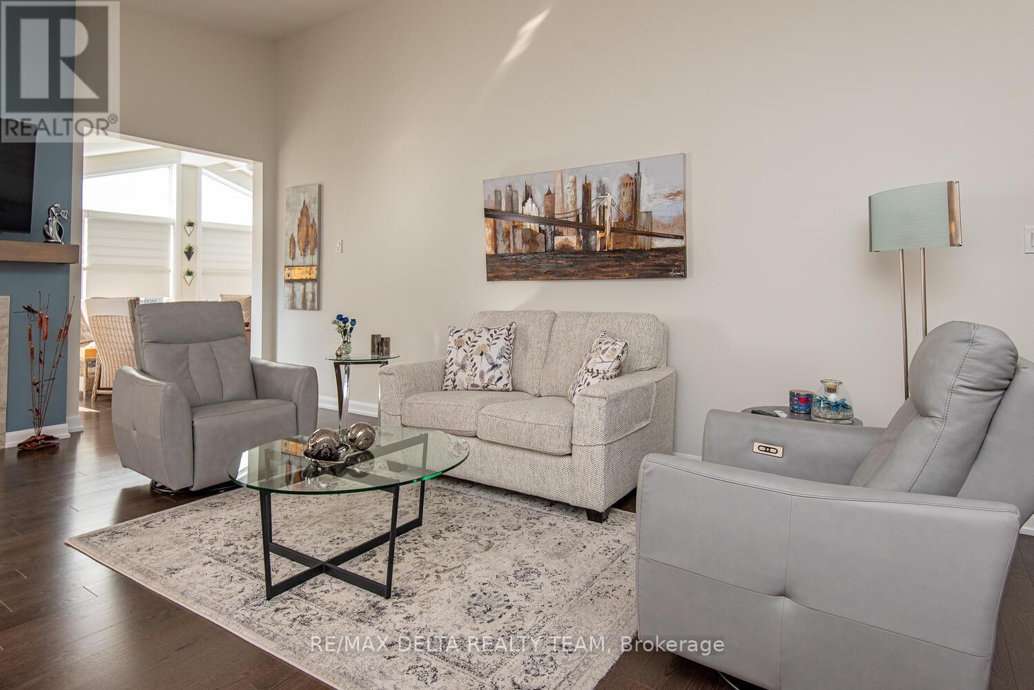 373 Sterling Avenue, Clarence-Rockland, Ontario  K2K 0L4 - Photo 8 - X12515232