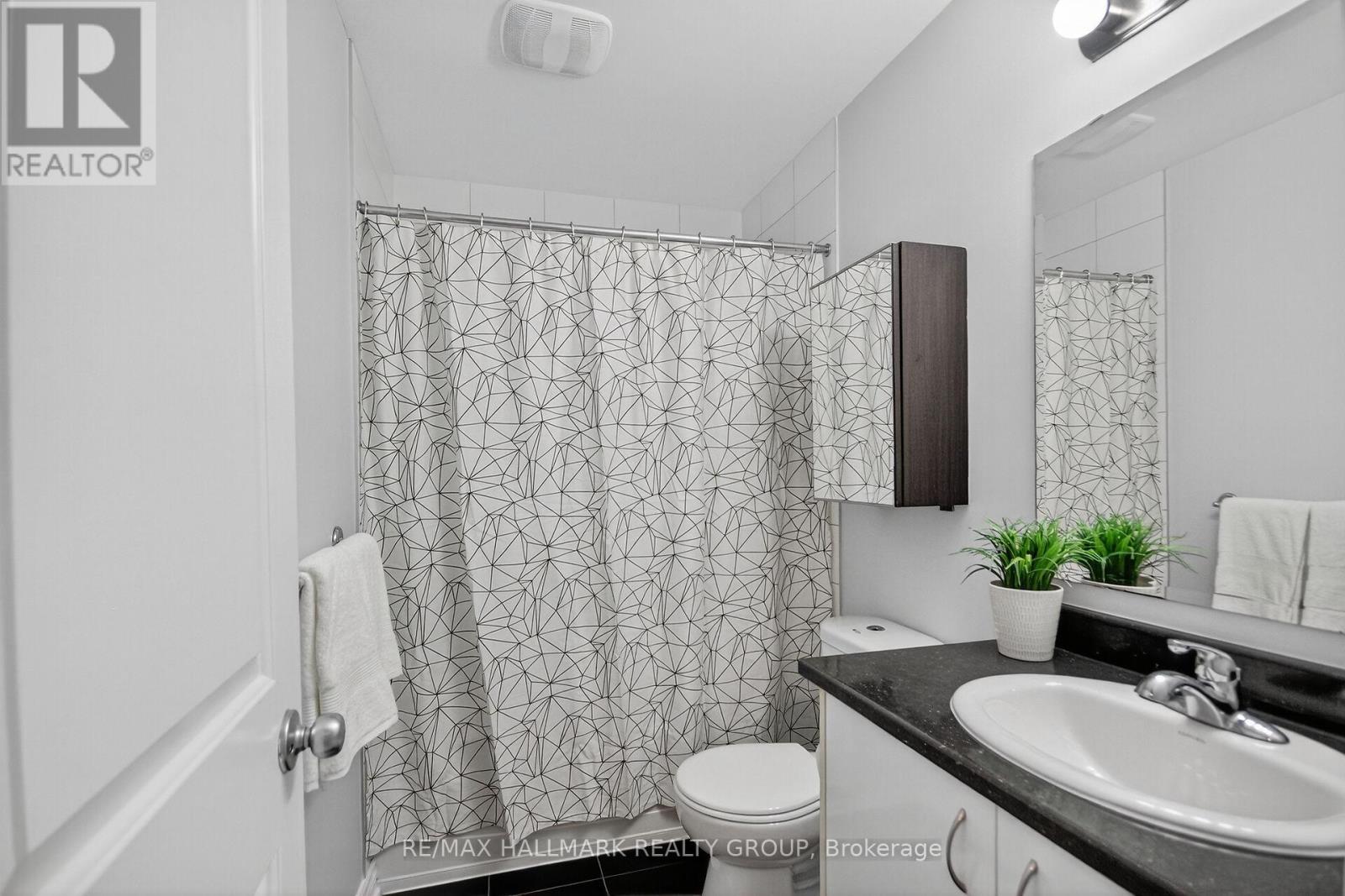 878 Kilbirnie Drive, Ottawa, Ontario  K2J 6G5 - Photo 20 - X12515236