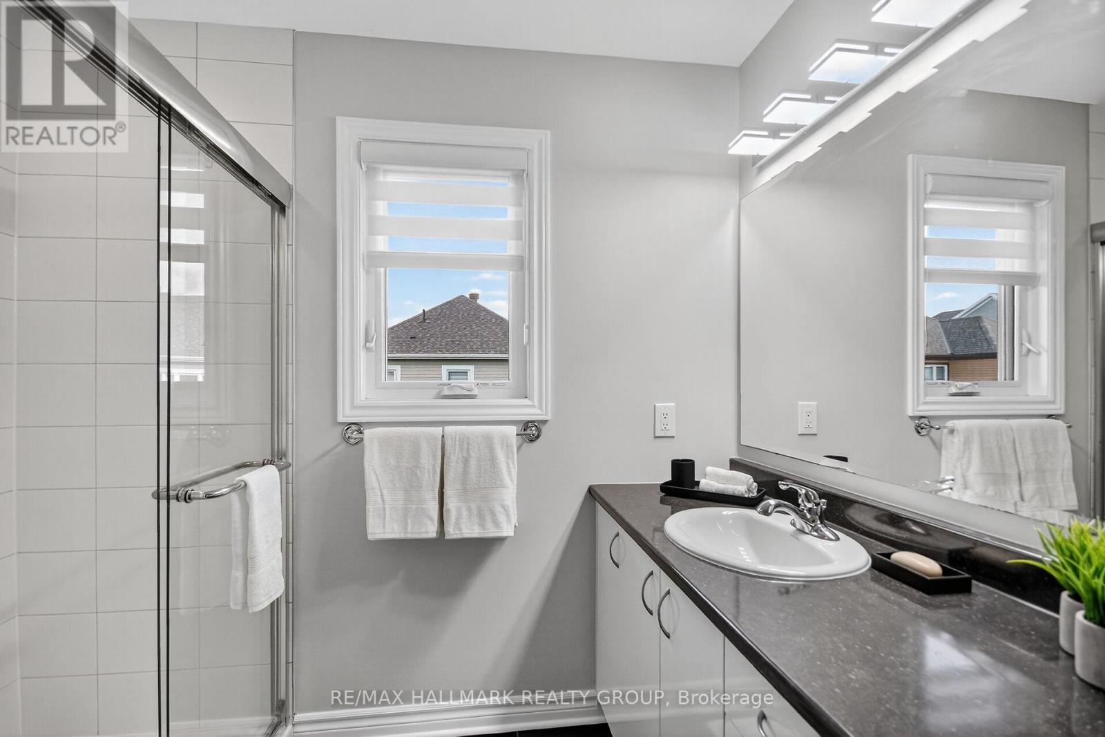 878 Kilbirnie Drive, Ottawa, Ontario  K2J 6G5 - Photo 22 - X12515236