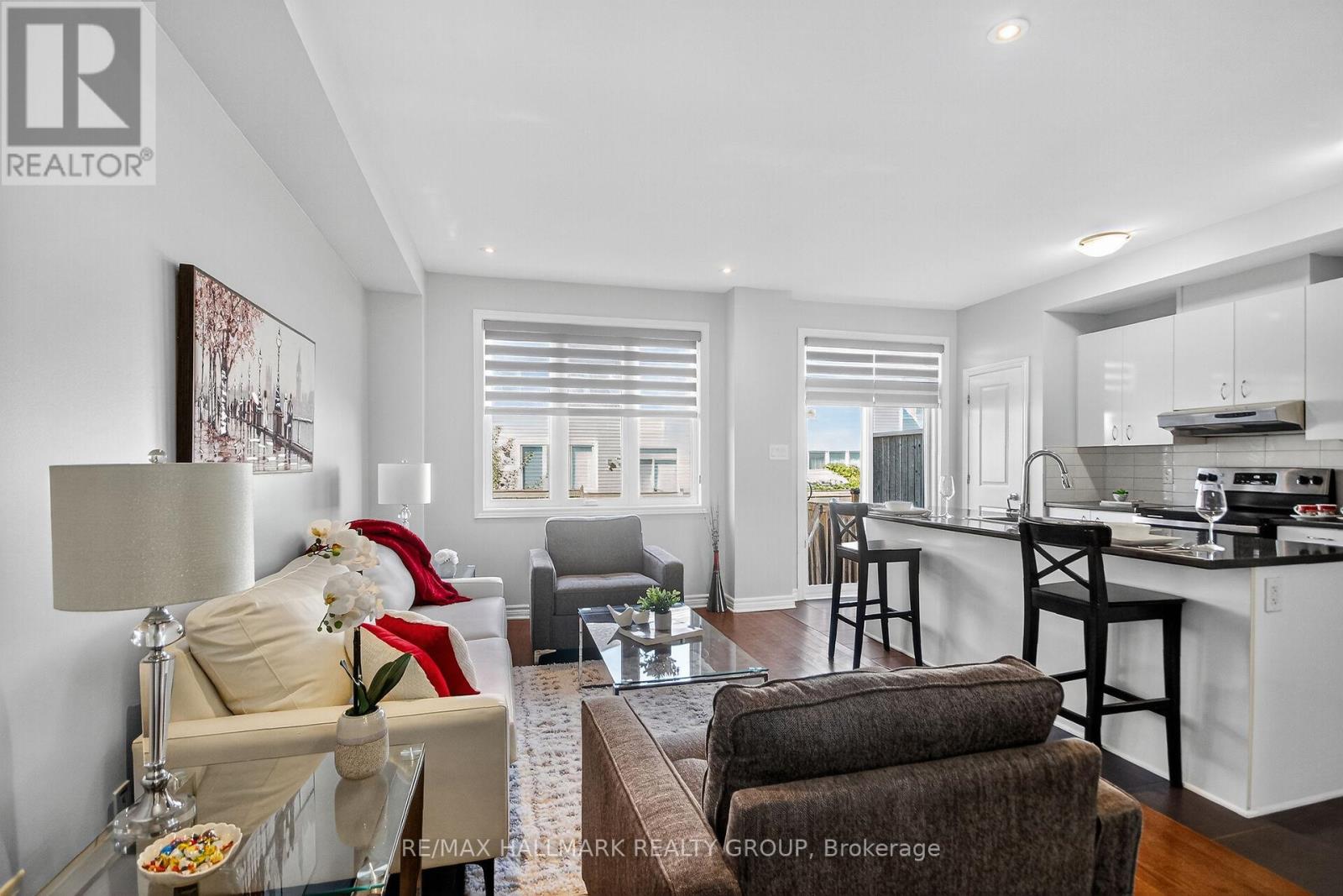 878 Kilbirnie Drive, Ottawa, Ontario  K2J 6G5 - Photo 9 - X12515236