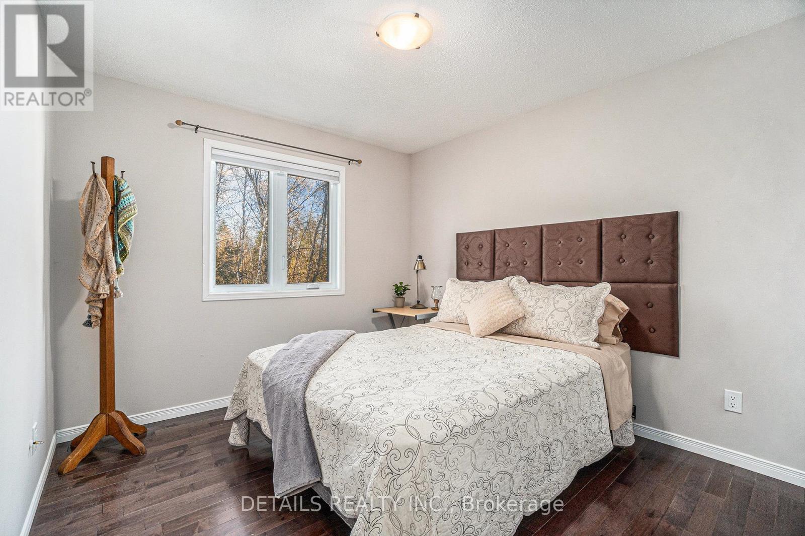 2043 Paul Drive, Clarence-Rockland, Ontario  K0A 1E0 - Photo 24 - X12515248