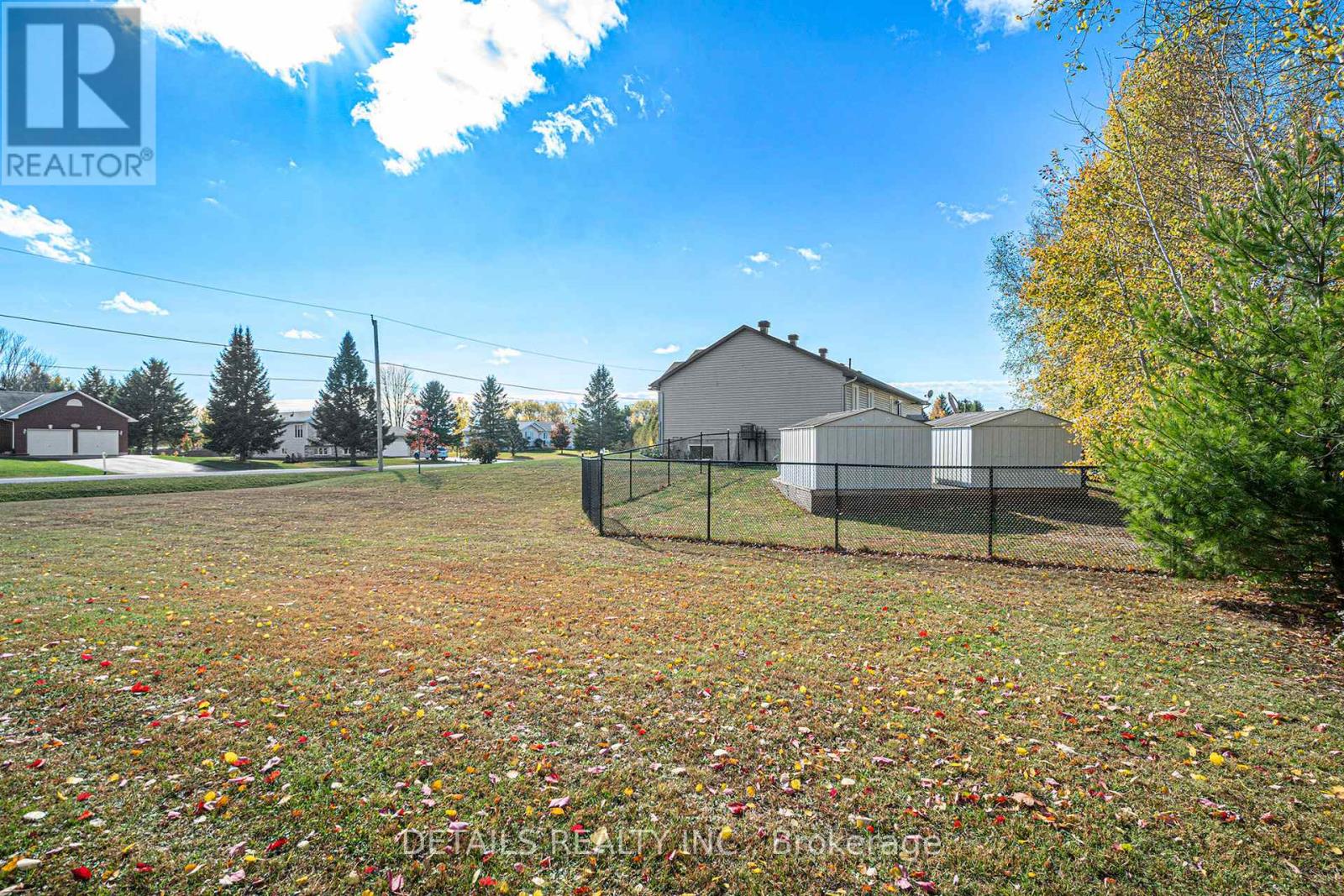 2043 Paul Drive, Clarence-Rockland, Ontario  K0A 1E0 - Photo 34 - X12515248