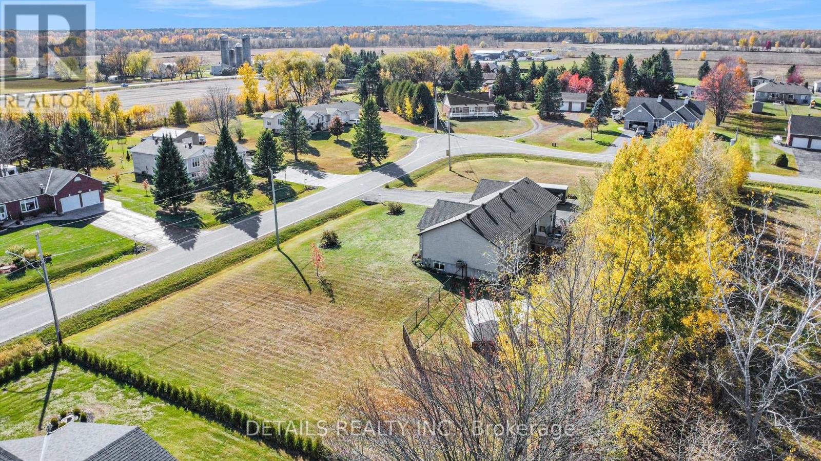 2043 Paul Drive, Clarence-Rockland, Ontario  K0A 1E0 - Photo 41 - X12515248