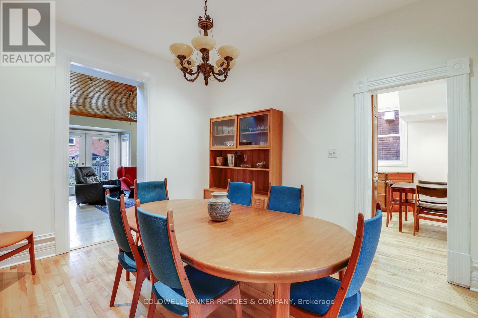 144 Mcleod Street, Ottawa, Ontario  K2P 0Z7 - Photo 11 - X12515290