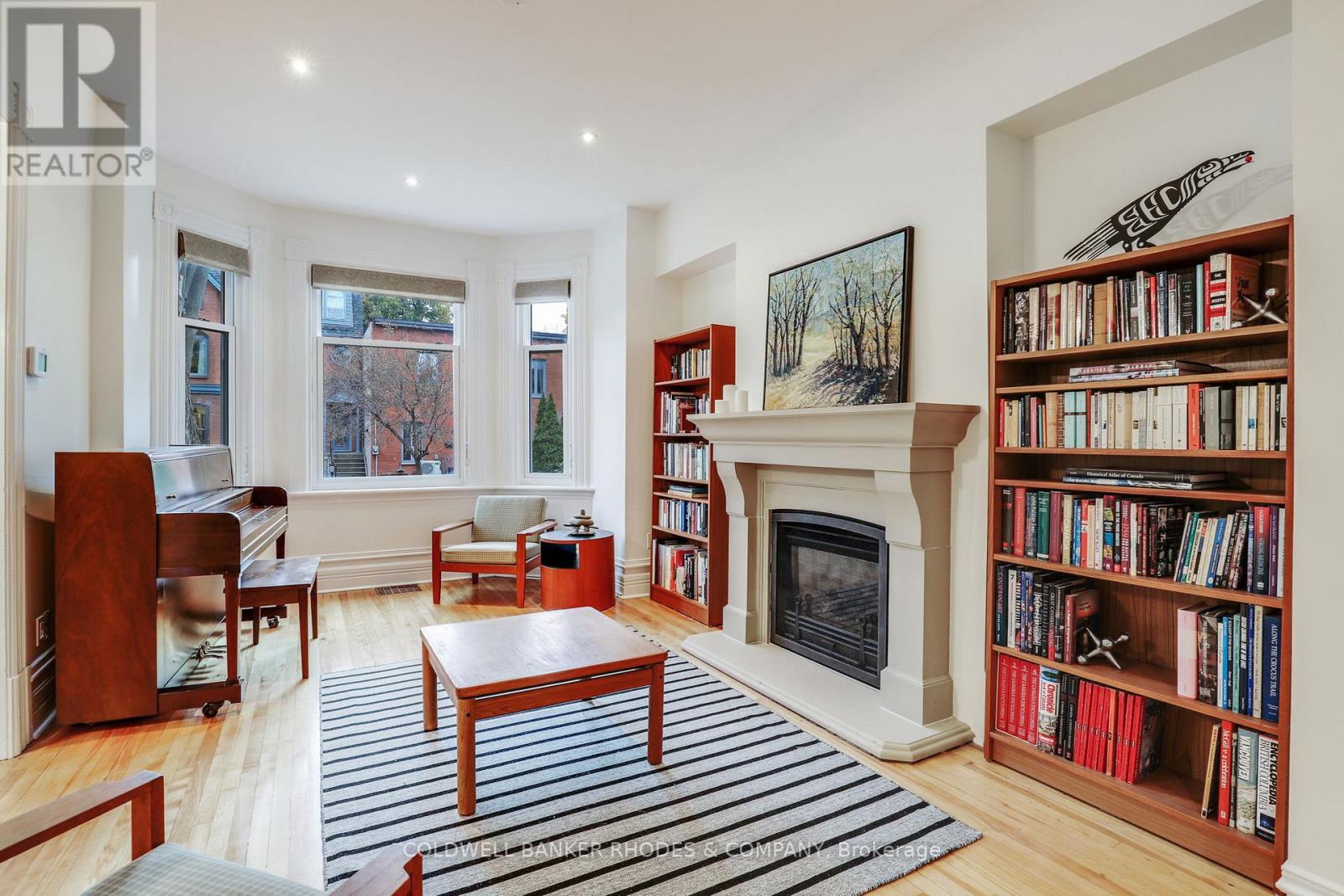 144 Mcleod Street, Ottawa, Ontario  K2P 0Z7 - Photo 6 - X12515290