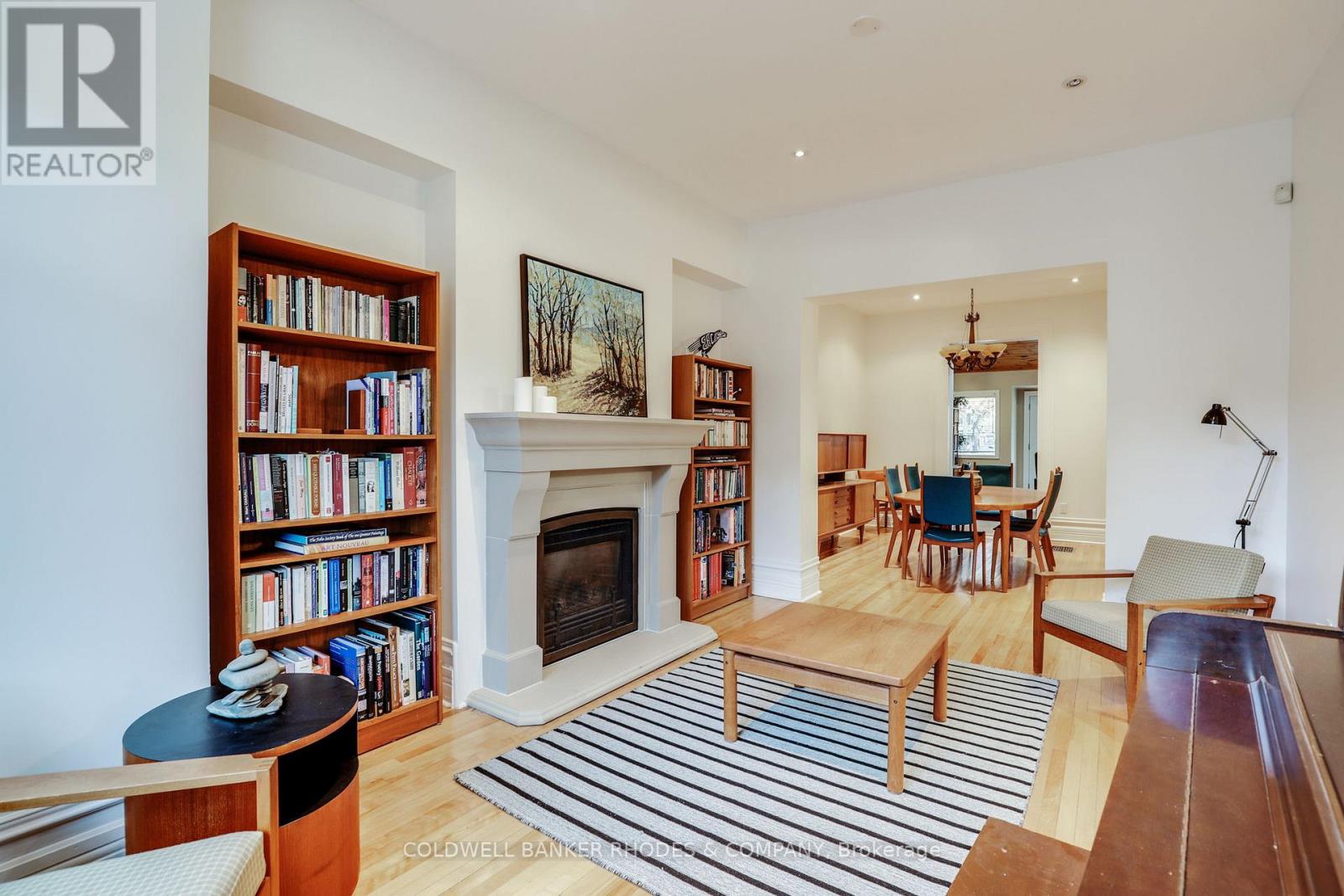 144 Mcleod Street, Ottawa, Ontario  K2P 0Z7 - Photo 8 - X12515290