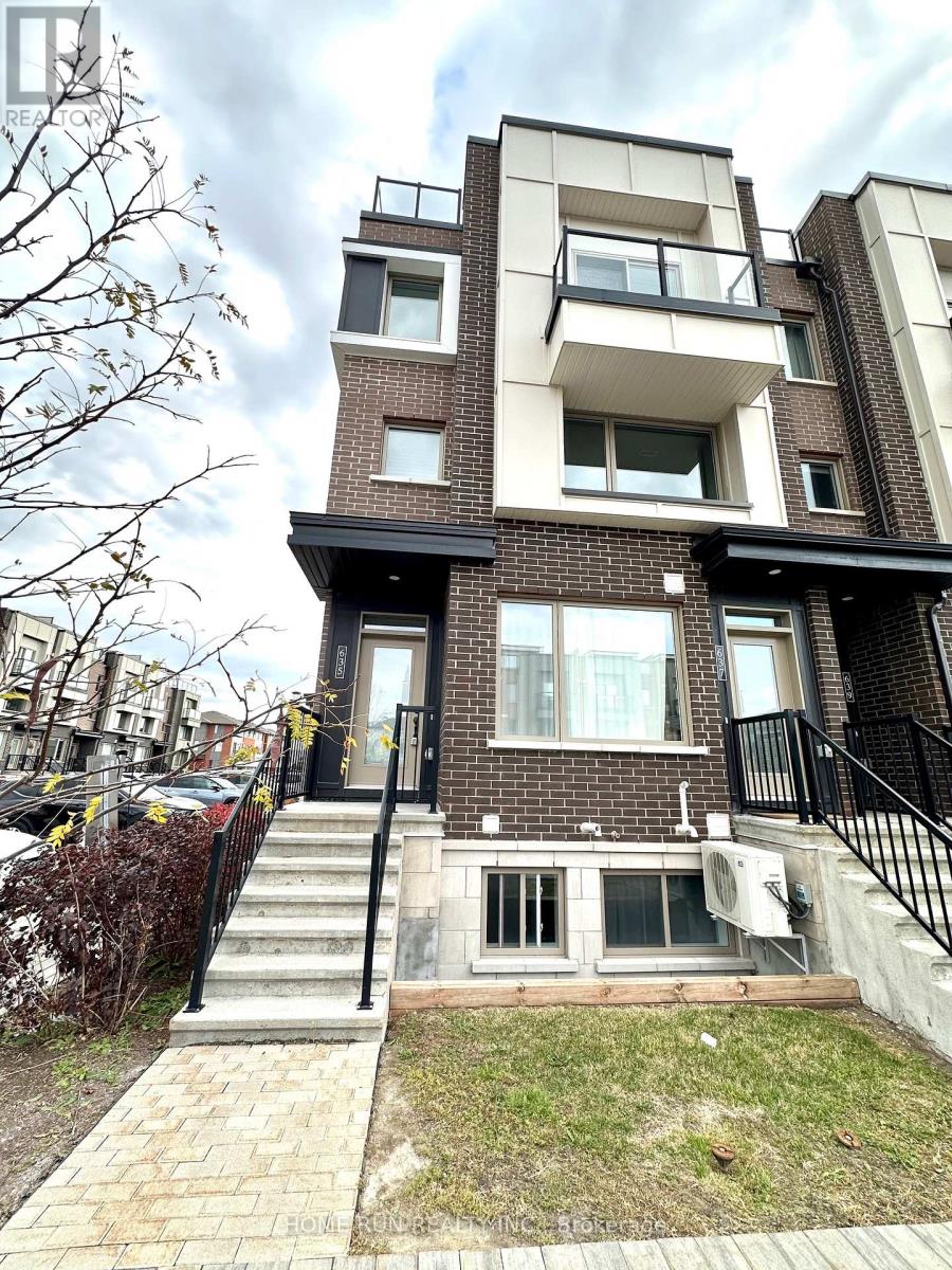 635 MAKWA PRIVATE, Ottawa, Ontario