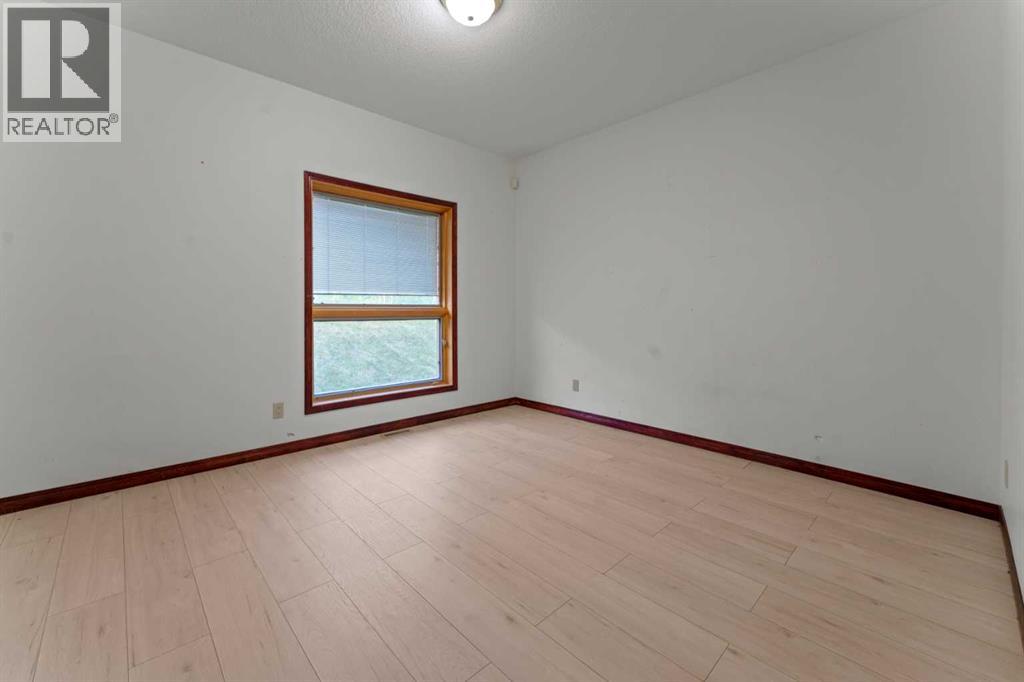 28 Slopes Grove Sw, Calgary, Alberta  T3H 3Y6 - Photo 16 - A2254464