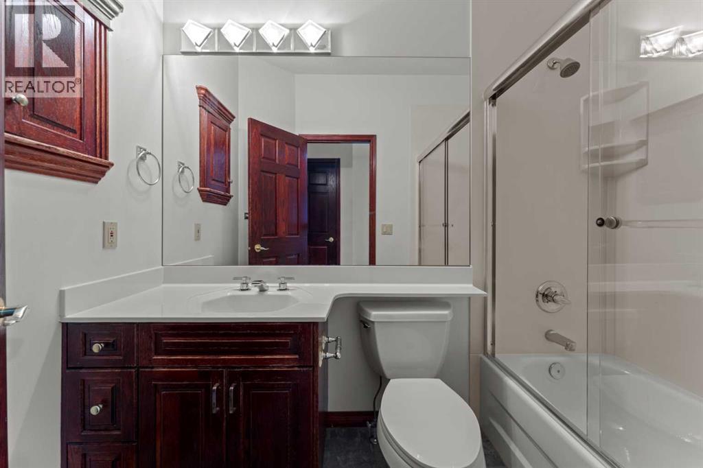 28 Slopes Grove Sw, Calgary, Alberta  T3H 3Y6 - Photo 17 - A2254464