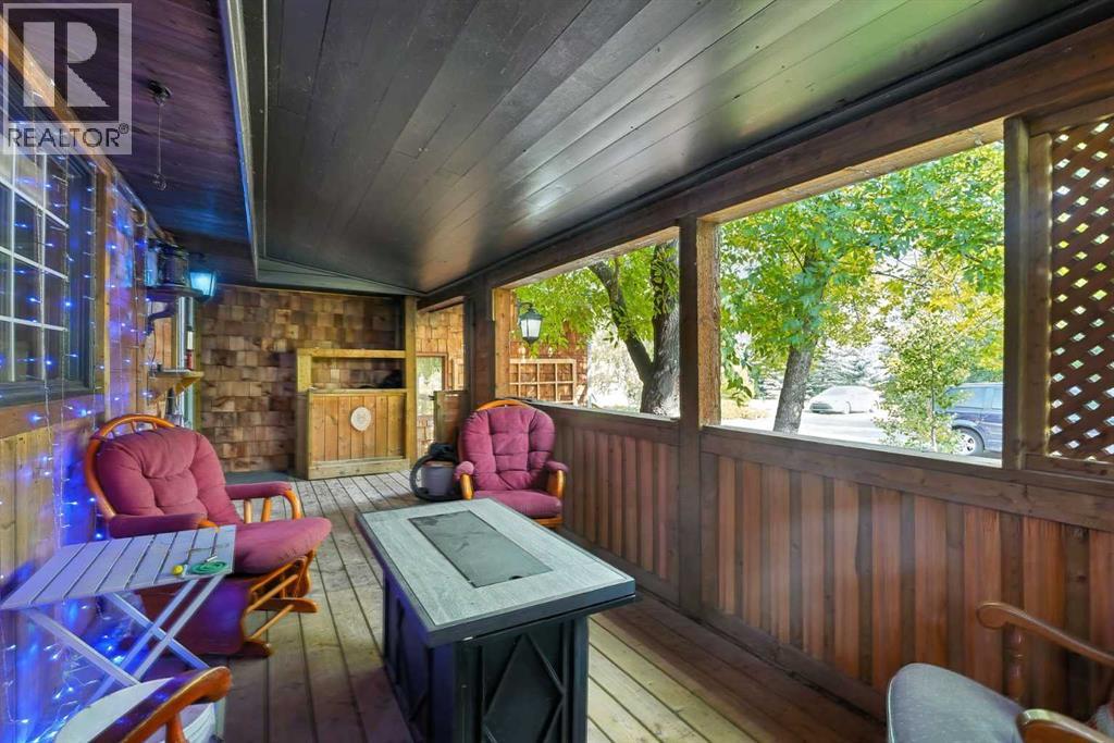 Property at 338123 80 Street E image 2