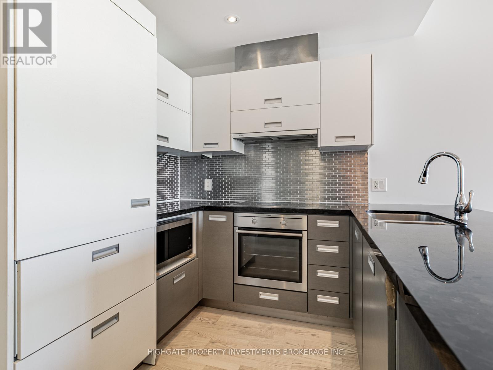 2609 - 90 Park Lawn Road, Toronto, Ontario  M8Y 0B6 - Photo 4 - W12515124