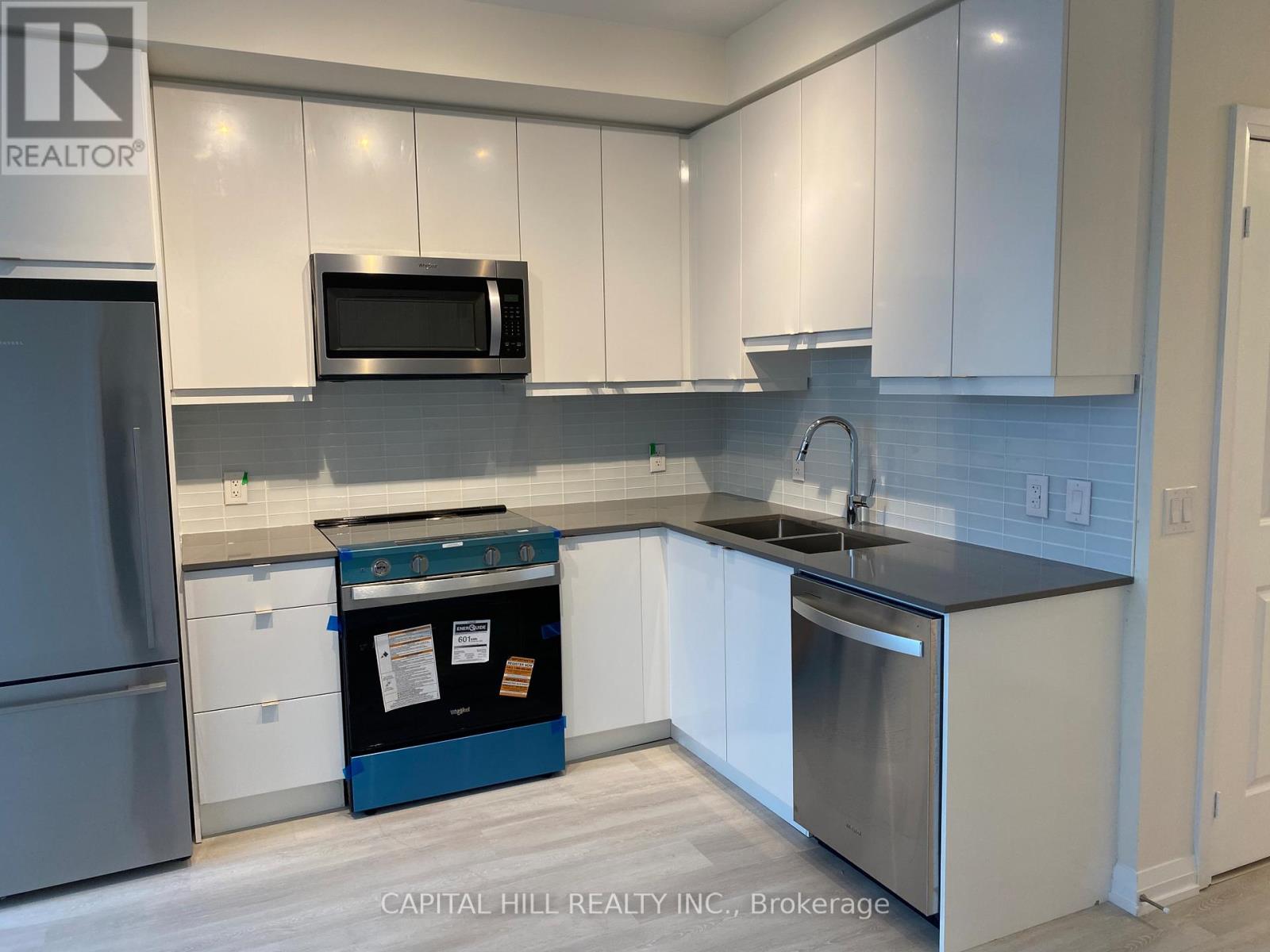 2821 - 3270 Sheppard Avenue E, Toronto, Ontario M1T 3K3 - Photo 9 - E12505620