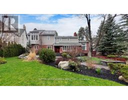 8 MEAD COURT, Toronto, Ontario