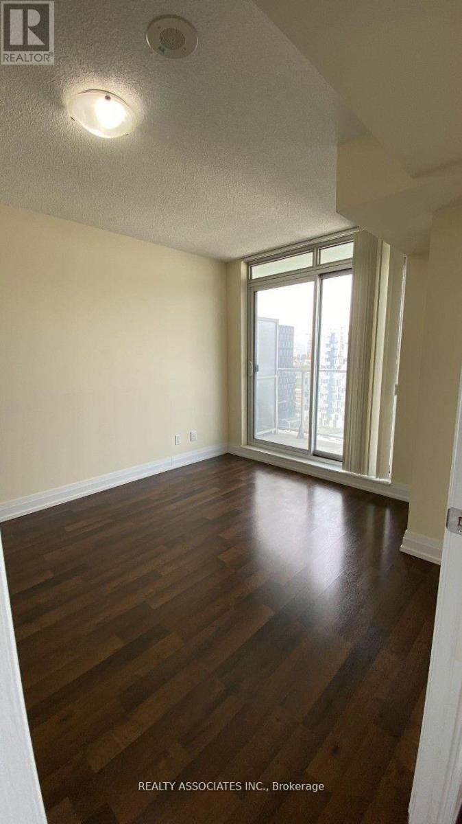 E1001 - 555 Wilson Avenue, Toronto, Ontario  M3H 0C5 - Photo 4 - C12515294