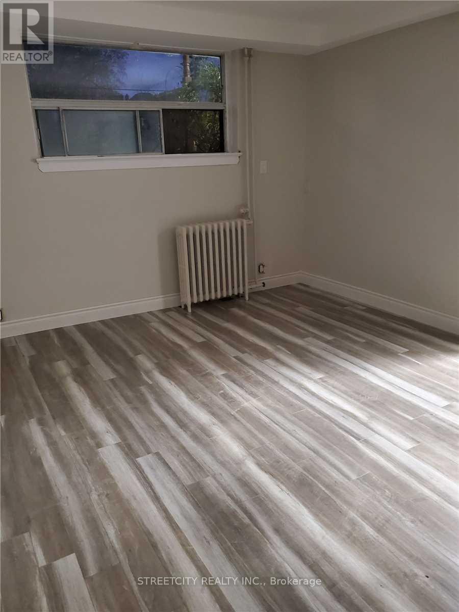 191 Broadway Street, Mississauga, Ontario  L5M 1H8 - Photo 18 - W12510870