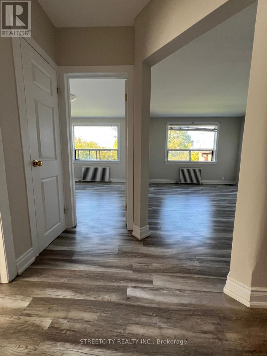 191 Broadway Street, Mississauga, Ontario  L5M 1H8 - Photo 30 - W12510870