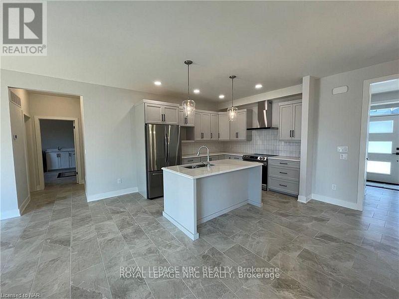 9 - 24 Grapeview Drive, St. Catharines, Ontario  L2S 2W5 - Photo 16 - X12515270