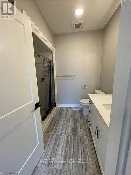 9 - 24 Grapeview Drive, St. Catharines, Ontario  L2S 2W5 - Photo 15 - X12515270