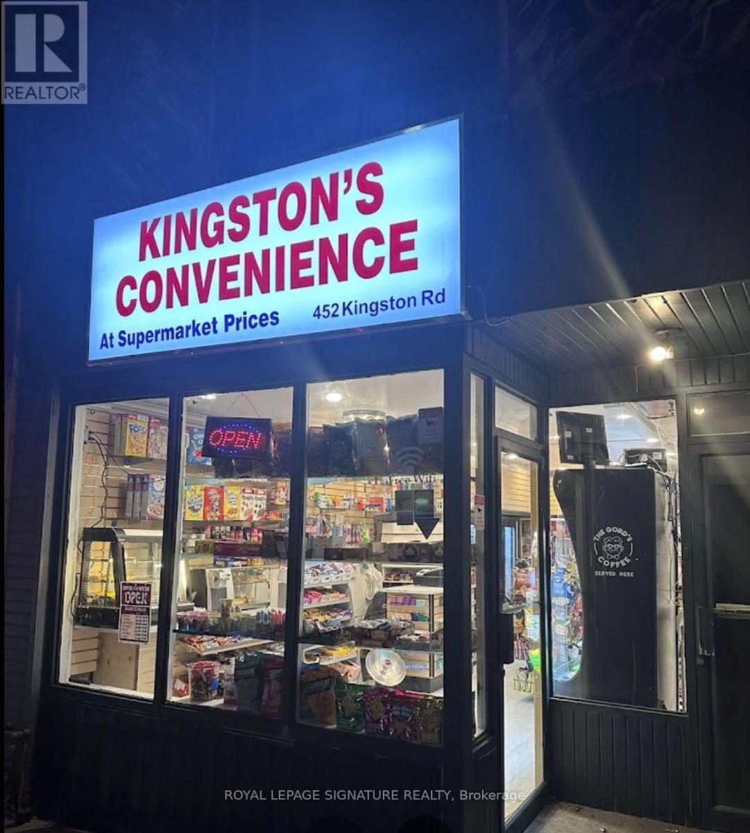 452 Kingston Road, Toronto, Ontario  M4L 1V3 - Photo 3 - E12515242