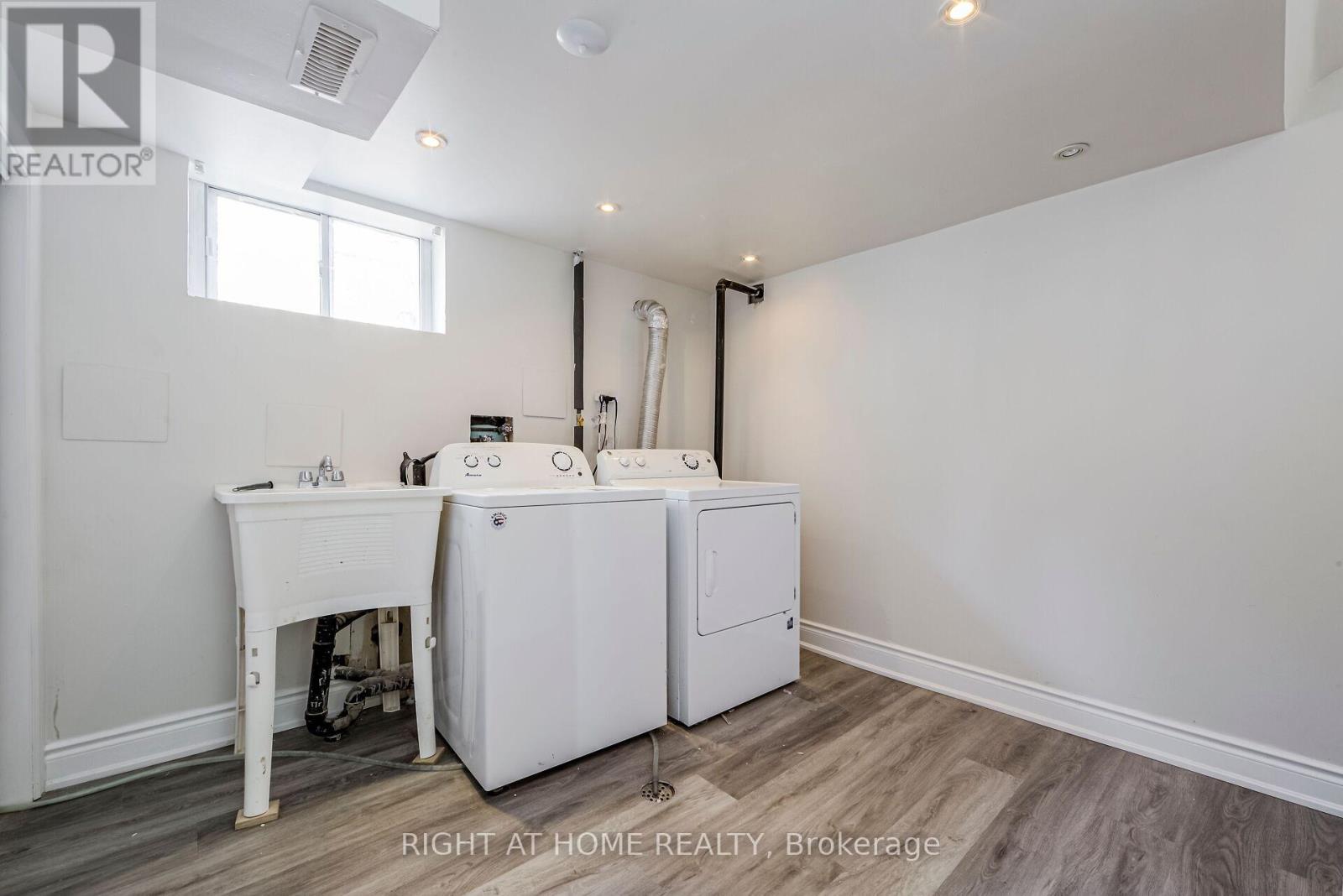 32 Florens Avenue, Toronto, Ontario  M1L 1R6 - Photo 20 - E12515250