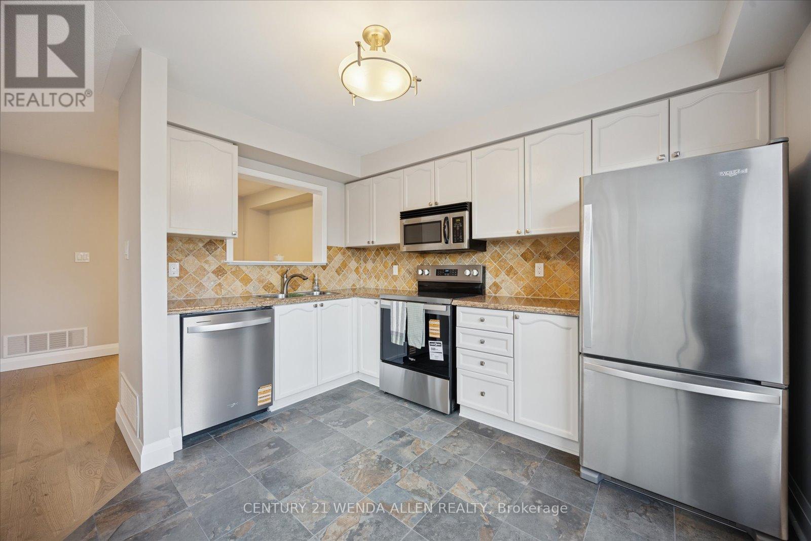 1781 Woodgate Trail, Oshawa, Ontario  L1G 8B3 - Photo 21 - E12515280