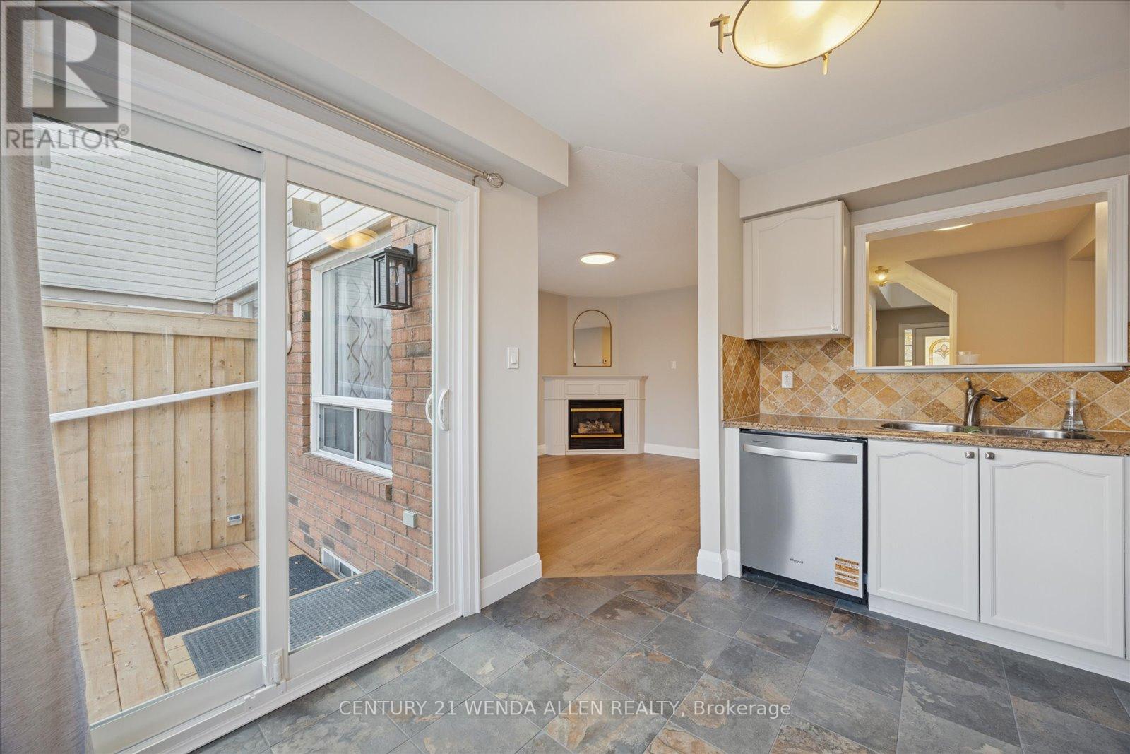 1781 Woodgate Trail, Oshawa, Ontario  L1G 8B3 - Photo 23 - E12515280