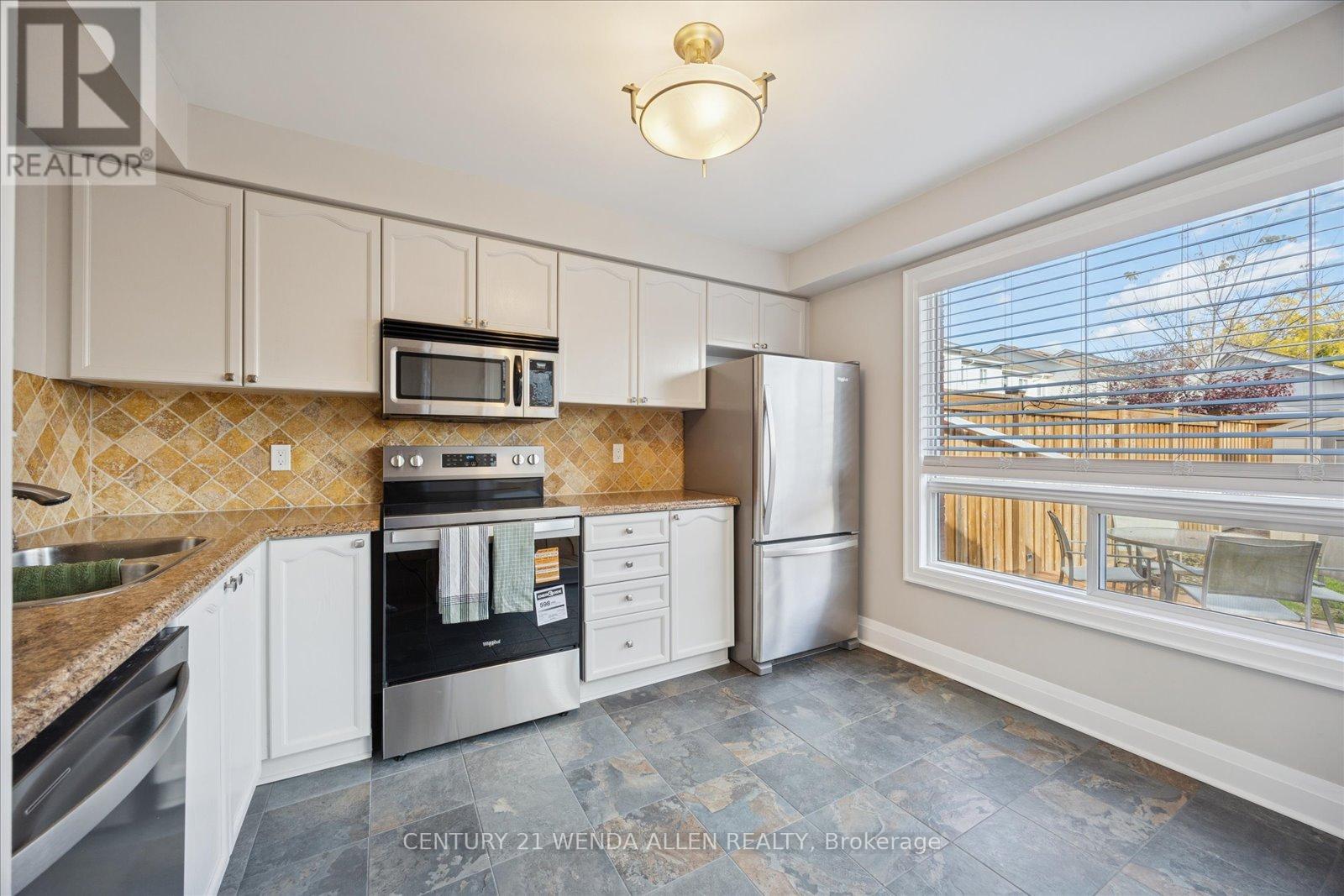 1781 Woodgate Trail, Oshawa, Ontario  L1G 8B3 - Photo 25 - E12515280