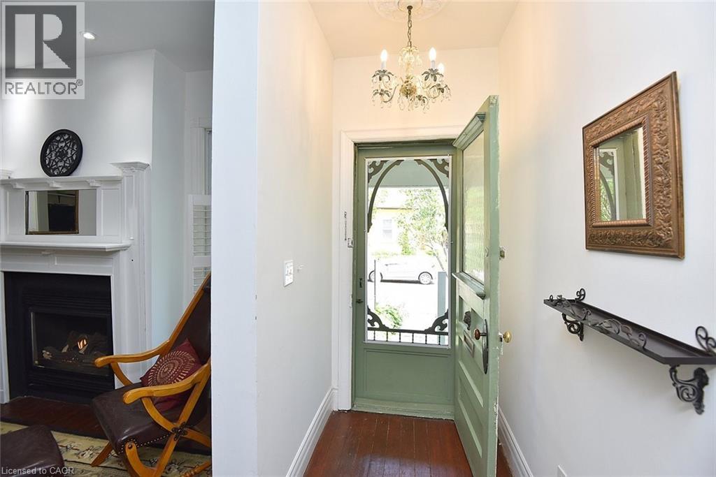 61 Burlington Street W, Hamilton, Ontario L8L 1G6 - Photo 3 - 40785998