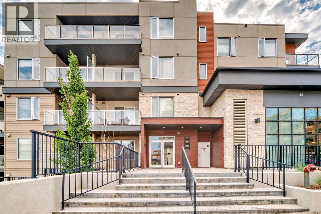209, 30 Shawnee Common SW, Calgary, Alberta
