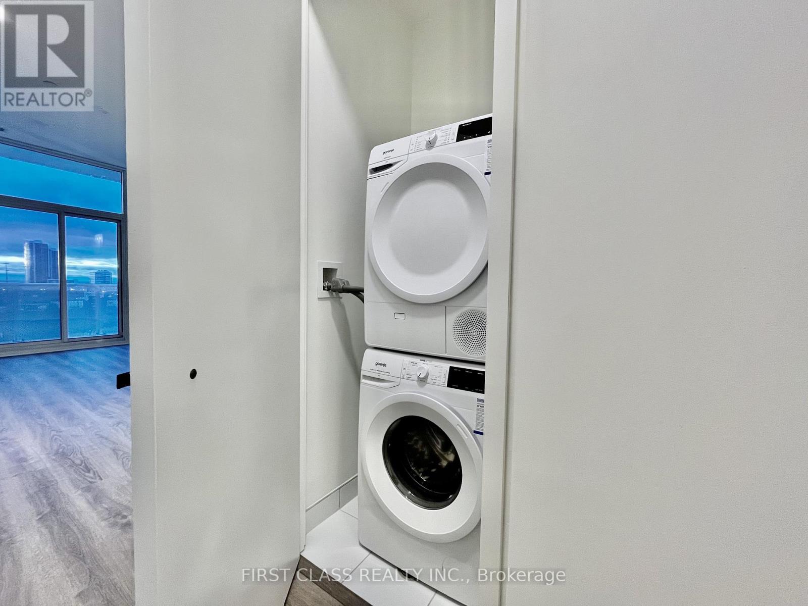 615 - 195 Commerce Street, Vaughan, Ontario  L4K 0P9 - Photo 12 - N12515224