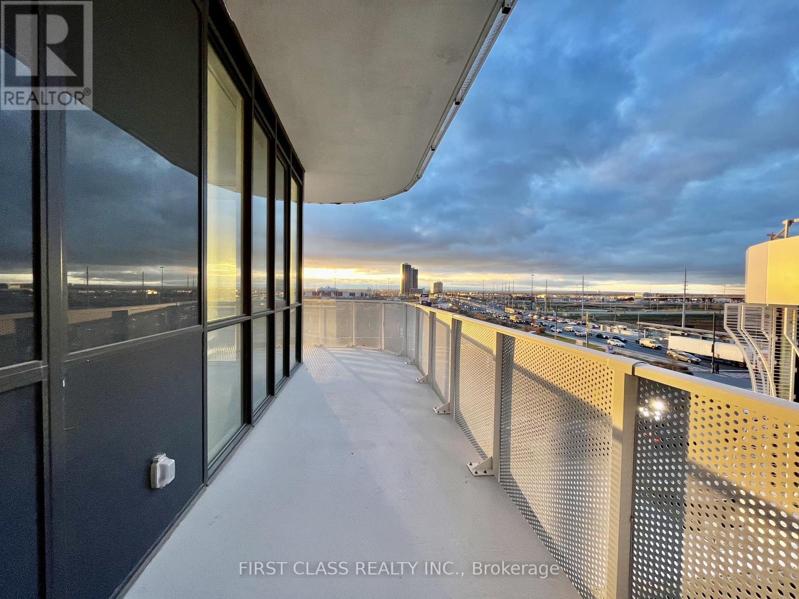 615 - 195 Commerce Street, Vaughan, Ontario  L4K 0P9 - Photo 17 - N12515224