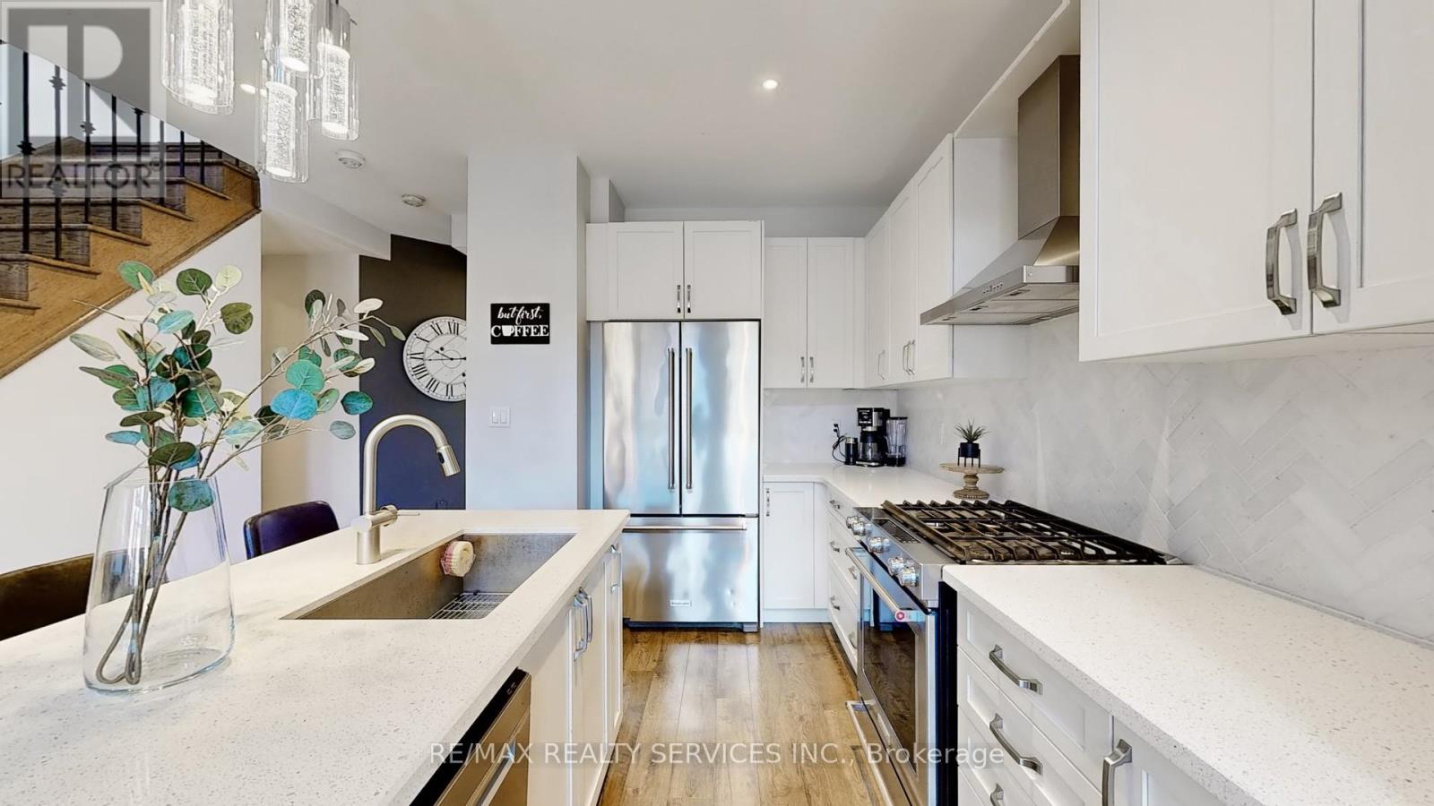 12 Mccabe Lane, New Tecumseth, Ontario  L0G 1W0 - Photo 10 - N12515264