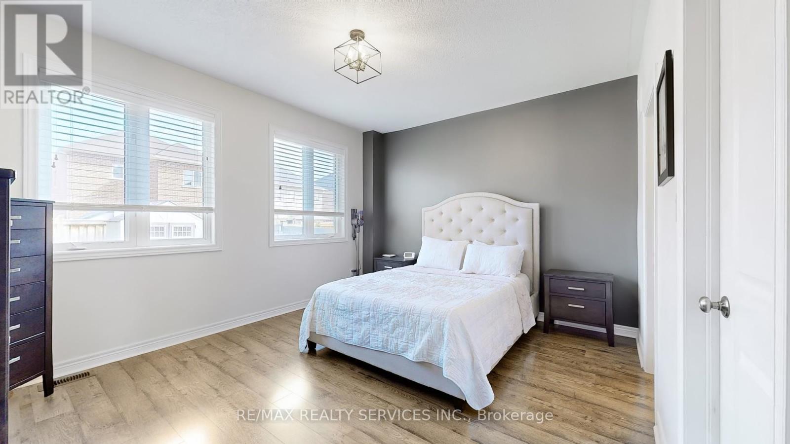 12 Mccabe Lane, New Tecumseth, Ontario  L0G 1W0 - Photo 13 - N12515264