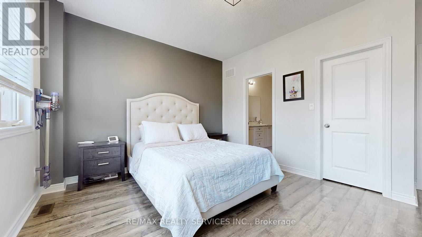 12 Mccabe Lane, New Tecumseth, Ontario  L0G 1W0 - Photo 14 - N12515264