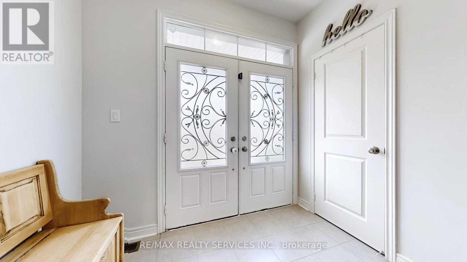 12 Mccabe Lane, New Tecumseth, Ontario  L0G 1W0 - Photo 3 - N12515264