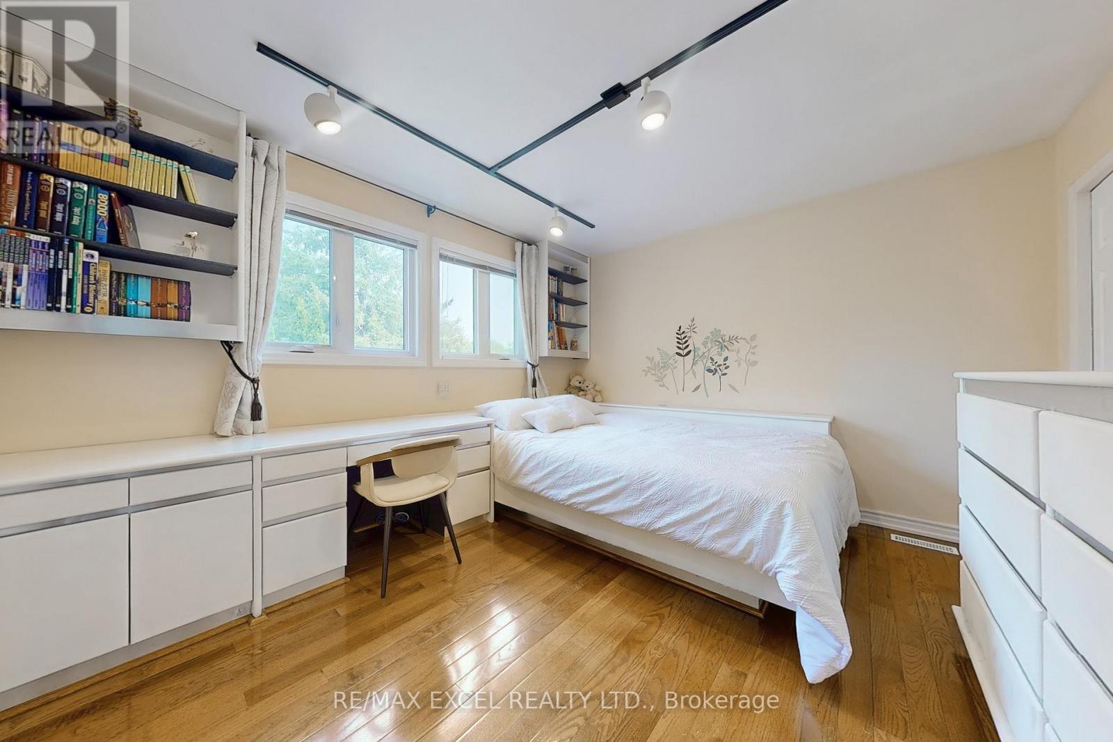 33 Roman Road, Markham, Ontario  L3T 4J8 - Photo 30 - N12515274