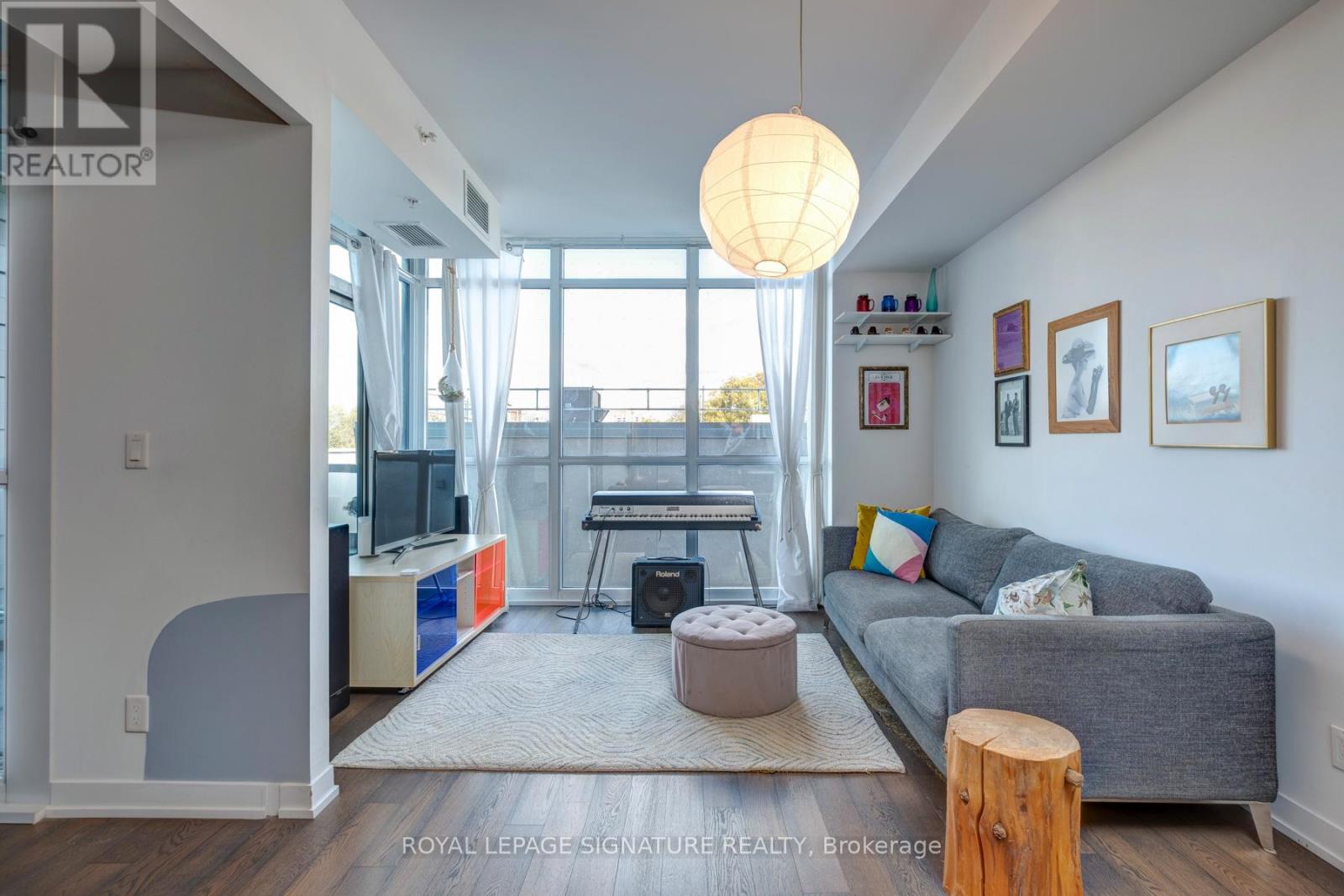 410 - 36 Howard Park Avenue, Toronto, Ontario  M6R 0A5 - Photo 7 - W12515230