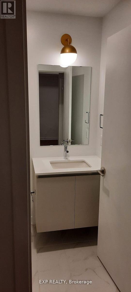 525 - 395 Dundas Street W, Oakville, Ontario L6M 5R8 - Photo 11 - W12515260