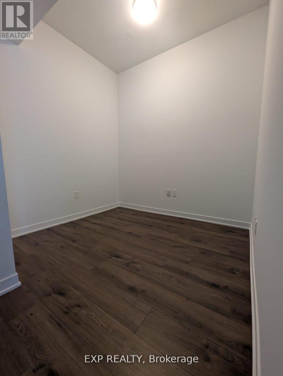 525 - 395 Dundas Street W, Oakville, Ontario L6M 5R8 - Photo 9 - W12515260