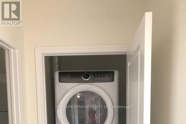 303 - 200 Lagerfeld Drive, Brampton, Ontario  L7A 5G5 - Photo 14 - W12515266