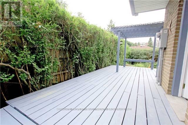 43 Council Crescent, Toronto, Ontario  M3J 1J5 - Photo 19 - W12515272