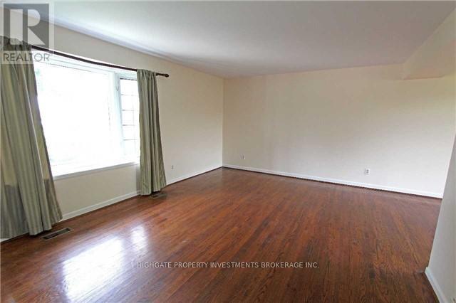 43 Council Crescent, Toronto, Ontario  M3J 1J5 - Photo 2 - W12515272